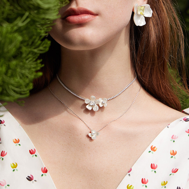 Freesias Necklace