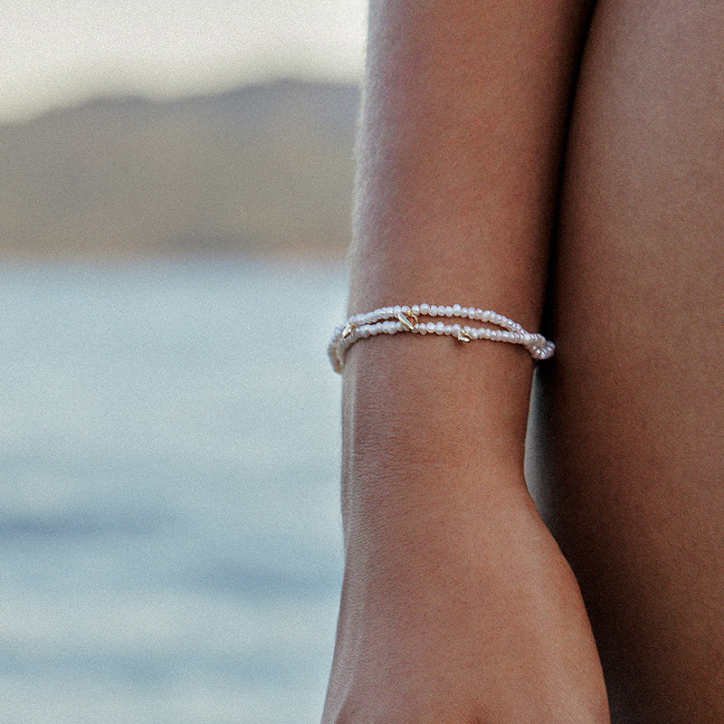 Clinch Pearl Bracelet